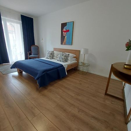 Apartments And Rooms Villa Dona Makarska Exterior foto