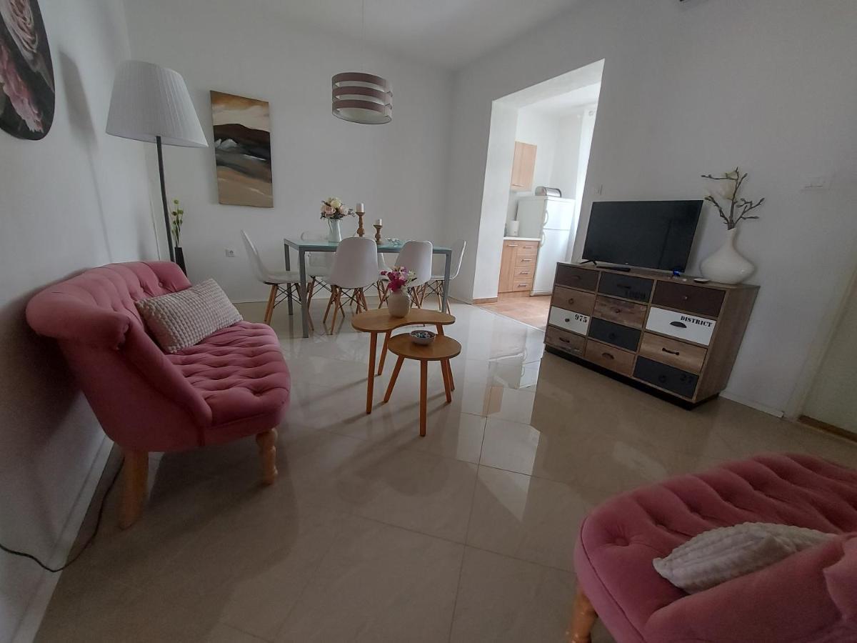Apartments And Rooms Villa Dona Makarska Exterior foto