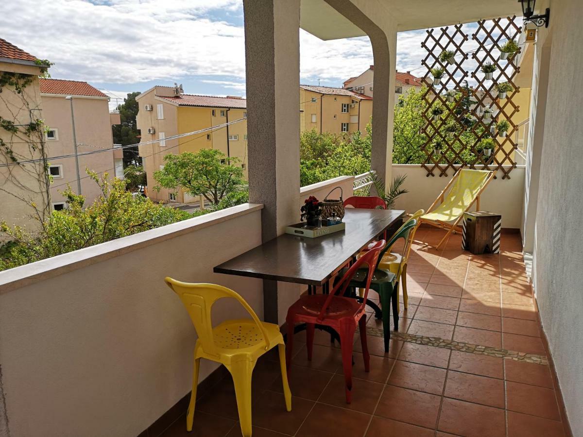 Apartments And Rooms Villa Dona Makarska Exterior foto